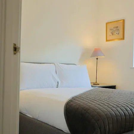 Caslon Court One Bedroom Flat