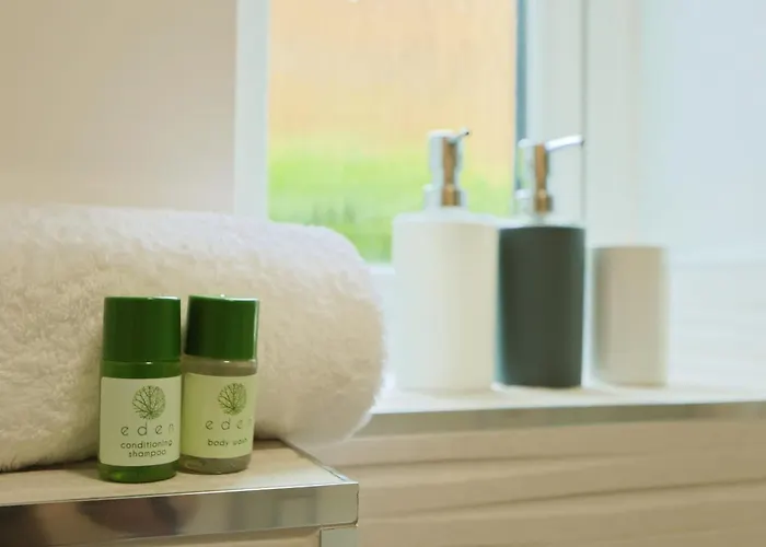 Caslon Court One Bedroom Flat Apartment *