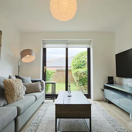 Apartment Caslon Court One Bedroom Flat Bristol